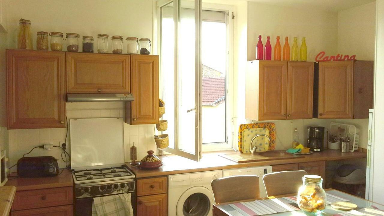 Apartamento T3 55M2 & Garage, Proche Saone, Et 5 Min Vieux Lyon Via Metro D Exterior foto